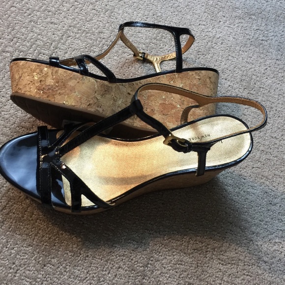 Kate Spade Black Patent Cork Platform Heels Sandal - Picture 4 of 8
